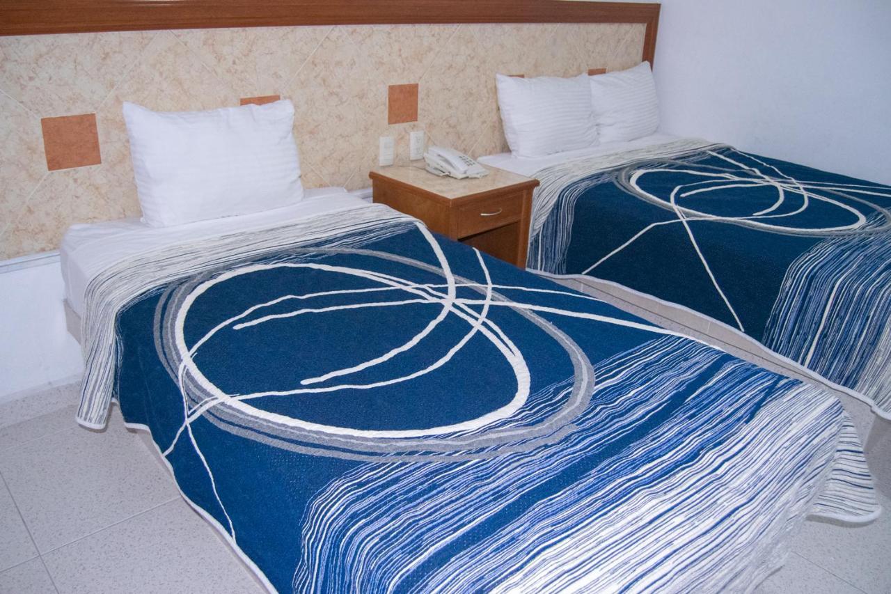 Hotel Niza Zona Piel Λεόν Εξωτερικό φωτογραφία